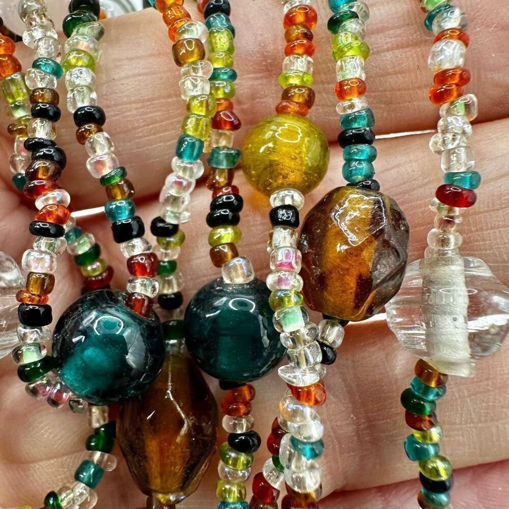 Colorful glass beaded long necklace - Picture 5 of 11